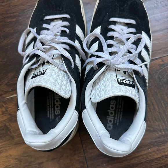 Adidas Gazelle Women's Black and White Sneakers - Picture 4 of 4